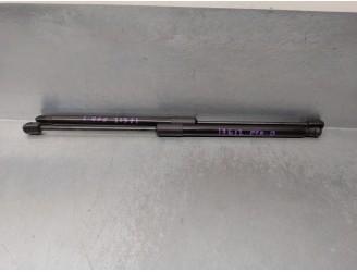 Replacement trunk / tailgate struts for Hyundai i30 Fastback 2.0 TGDI CAT OEM IAM reference 81770G4000 