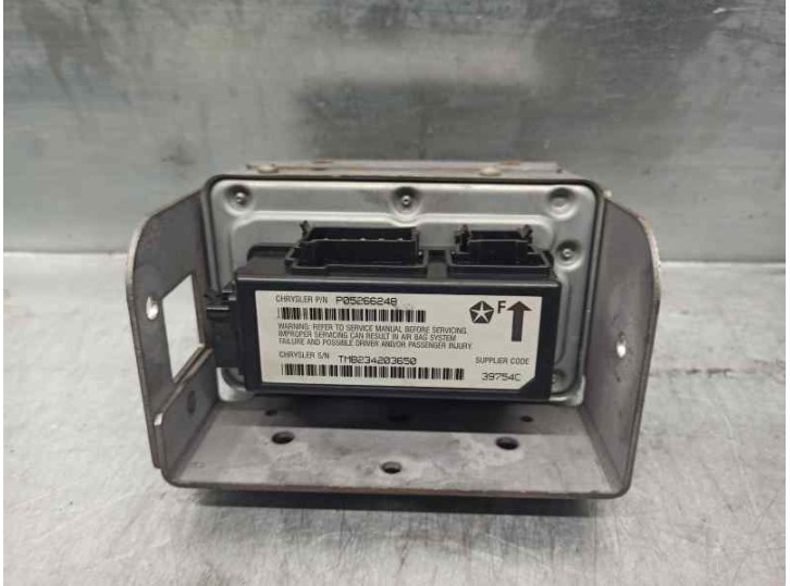 Recambio de centralita airbag para chrysler voyager (es) 3.3 cat referencia OEM IAM P05266248 TMB234203650 