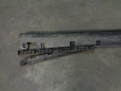 Recambio de spoiler talonera lateral izquierda para mercedes-benz clase m (w164) 3.0 cdi cat referencia OEM IAM A1646900740 