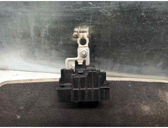 Recambio de caja reles / fusibles para toyota prius (nhw20) 1.5 cat referencia OEM IAM 9098205060 