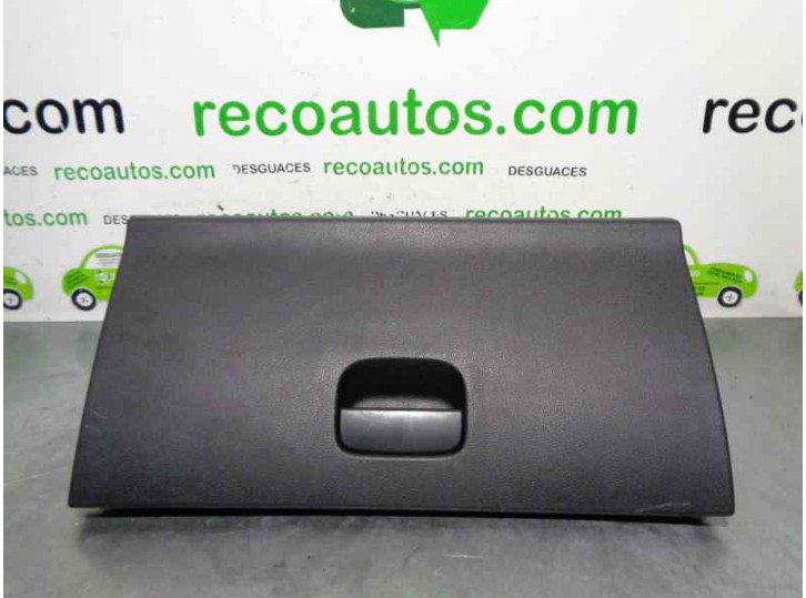 Recambio de guantera para peugeot 308 sport referencia OEM IAM 8226LN  