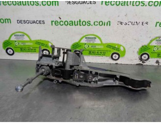 Recambio de soporte faro derecho para land rover evoque 2.2 td4 cat referencia OEM IAM VPCCFX13D084A  