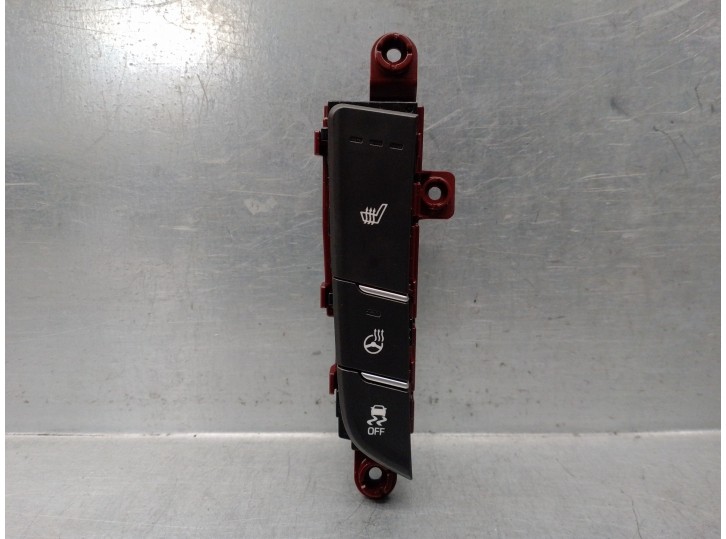 Recambio de mandos salpicadero para hyundai i30 fastback 2.0 tgdi cat referencia OEM IAM 93300S0230  