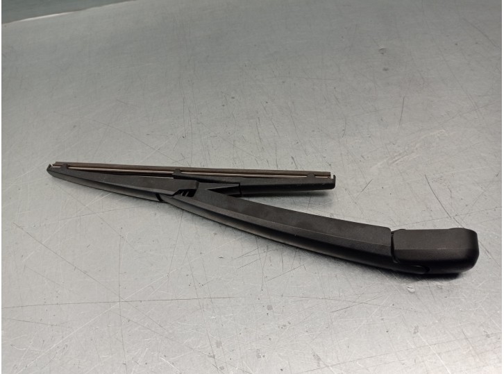 Recambio de brazo limpia trasero para kia stonic (yb) 1.0 t-gdi referencia OEM IAM 988112P000  