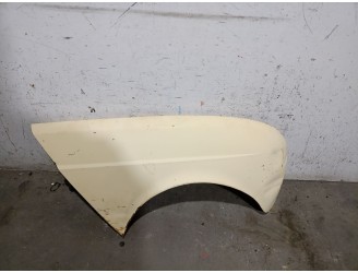 Recambio de aleta delantera derecha para renault 4 berlina/familiar/furgoneta f6 familiar (r 2370) referencia OEM IAM 820565200 