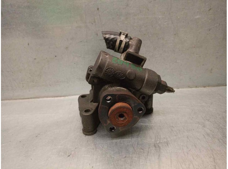 Recambio de bomba servodireccion para mercedes-benz clase e (w210) berlina diesel 2.7 cdi 20v cat referencia OEM IAM 0024668801 