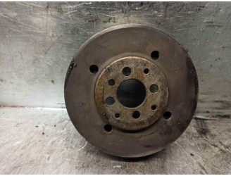 Replacement crankshaft pulley for Volkswagen Passat Variant (3B5) 1.9 TDI OEM IAM reference 028105243Q 