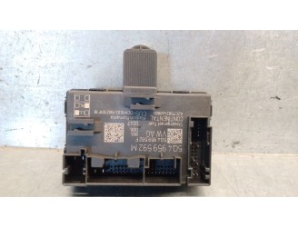 Replacement comfort module for Seat Leon (5F1) 1.5 TGI OEM IAM reference 5Q4959592F A2C7582460800 CONTINENTAL