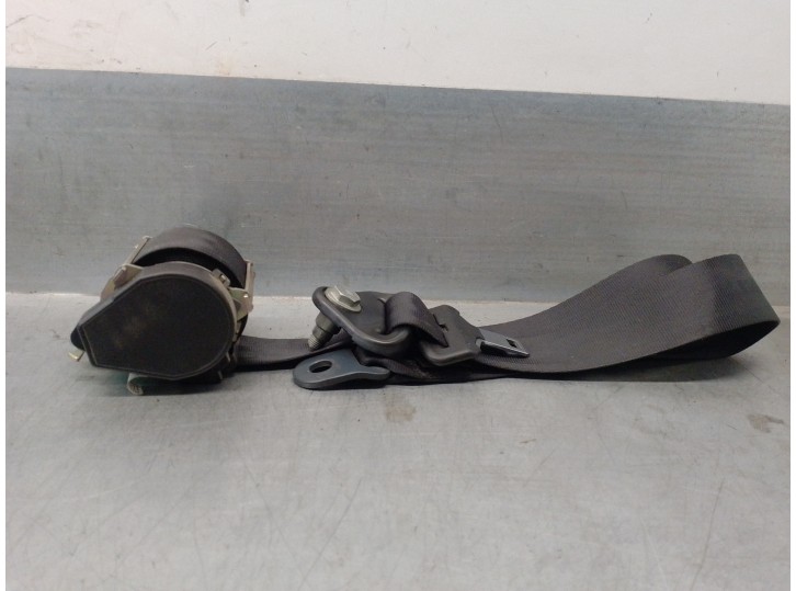 Replacement front right seatbelt for Dacia Dokker 1.6 CAT (bivalent gasoline / LPG) OEM IAM reference 8688432