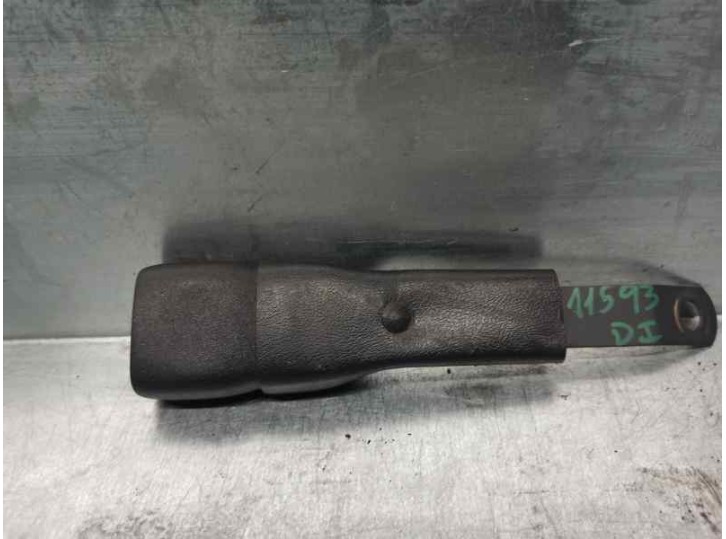 Recambio de enganche cinturon para chrysler voyager (es) 3.3 cat referencia OEM IAM 4614823  