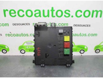 CAJA RELES / FUSIBLES 13112914 