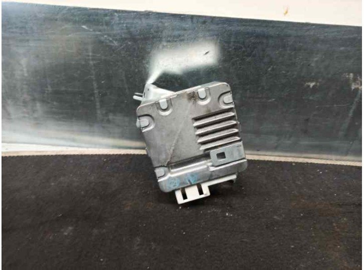 Recambio de modulo electronico para toyota prius (nhw20) 1.5 cat referencia OEM IAM 8965047210 1129001131 DENSO