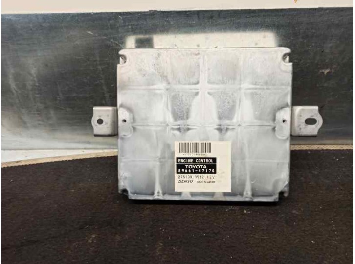 Recambio de centralita motor uce para toyota prius (nhw20) 1.5 cat referencia OEM IAM 8966147170 2751009522 DENSO