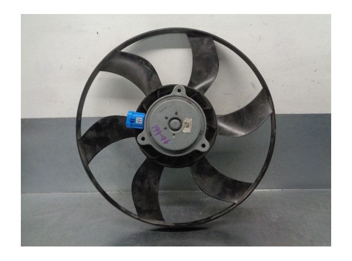 Recambio de electroventilador para smart fortwo coupe 0.9 turbo cat referencia OEM IAM 1321699  