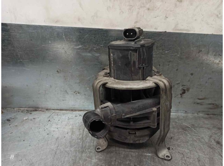 Recambio de bomba aire secundaria para bmw serie 5 berlina (e39) 3.0 24v cat referencia OEM IAM 11721433959 72216628 