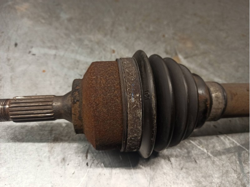 Recambio de transmision delantera derecha para peugeot 207 1.4 referencia OEM IAM 9651040480  