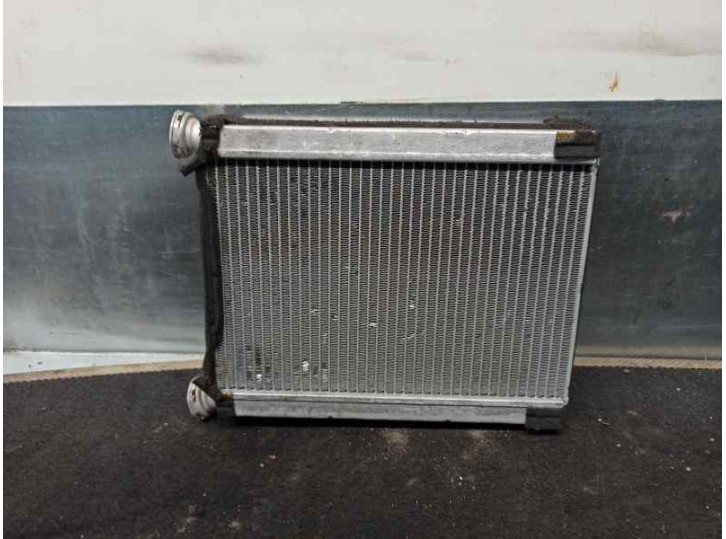 Recambio de radiador calefaccion / aire acondicionado para toyota prius (nhw20) 1.5 cat referencia OEM IAM 8710747050  