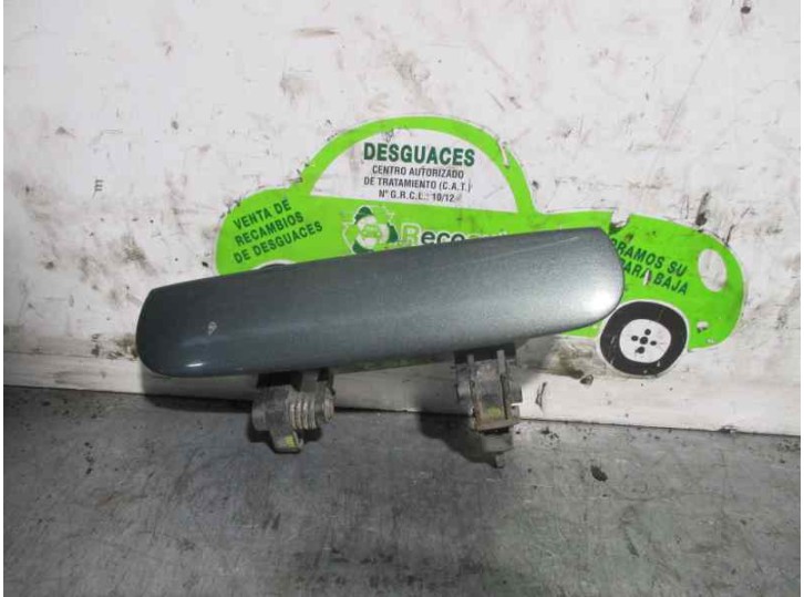 Recambio de maneta exterior porton para audi allroad quattro (4b5) 2.5 v6 24v tdi referencia OEM IAM 8D9827565C 