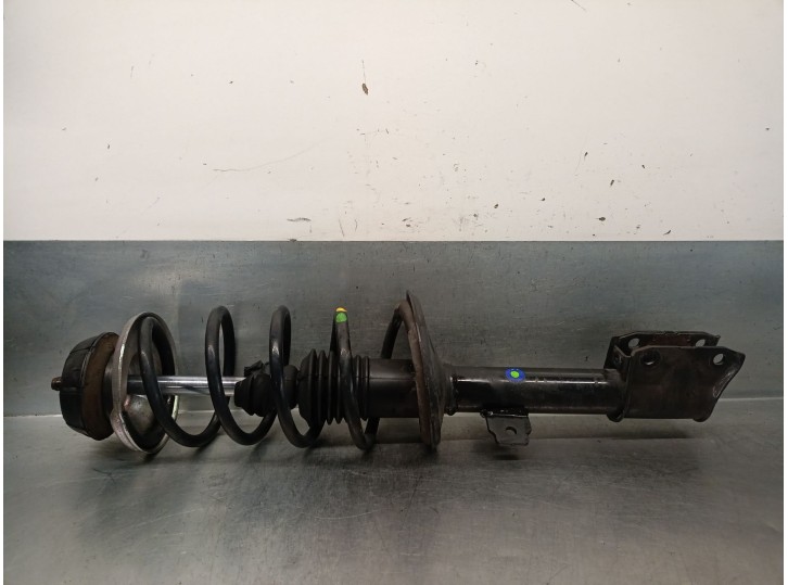 Replacement front right shock absorber for Dacia Duster (HM_) 1.6 SCe 115 (HMM1) OEM IAM reference 543029903R 543029903R 