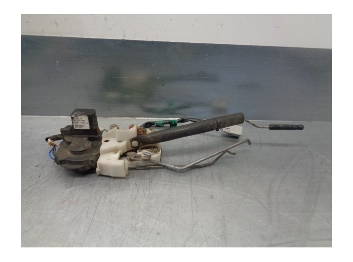 Replacement front left door lock for MG MG ZS 1.8 16v CAT OEM IAM reference FQJ102930 5 PINS 4 DOORS
