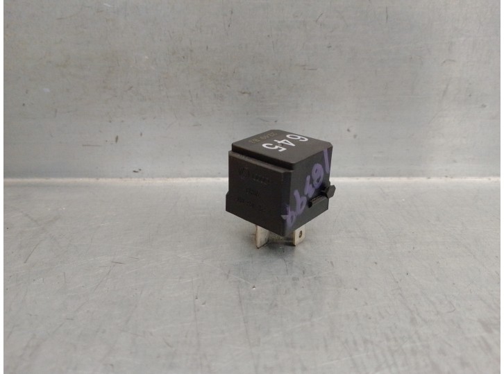 Recambio de rele para audi a5 sportback (8t) 2.0 16v tdi referencia OEM IAM 4H0951253A  