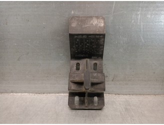 Recambio de refuerzo paragolpes delantero para alfa romeo spider (163) 1.8 16v cat referencia OEM IAM 60586631  