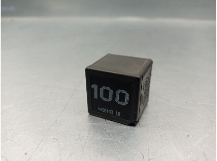 Recambio de rele para seat ibiza (6l1) 1.9 tdi referencia OEM IAM 7M0951253A  