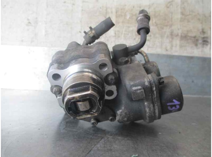 Recambio de bomba inyeccion para volvo s40 berlina 1.8i referencia OEM IAM E3T01671 MITSUBISHI