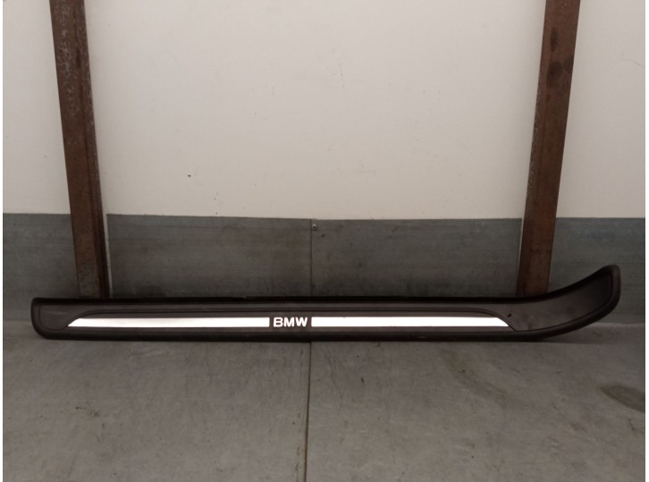 Recambio de molduras delanteras para bmw 3 coupé (e92) 320 d referencia OEM IAM 51477120763 51470417763 51477178597