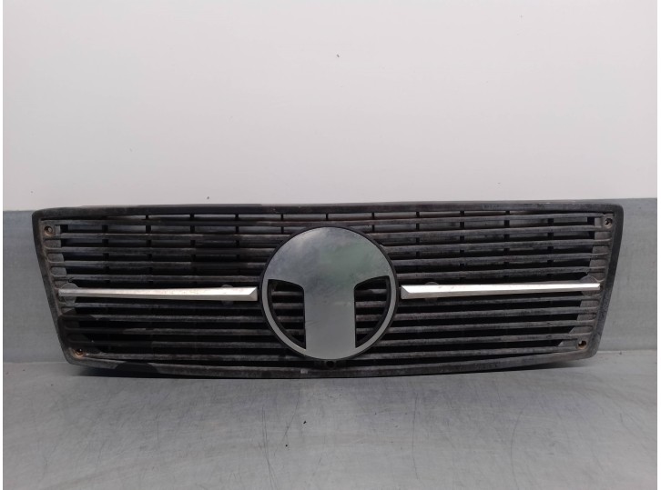 Recambio de rejilla delantera para tata telcoline tdi d/c4x4 referencia OEM IAM 265488806302 
