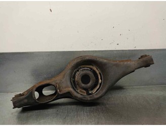 Recambio de brazo suspension inferior trasero izquierdo para mitsubishi outlander (cw0) 2.0 di-d cat referencia OEM IAM 4113A037