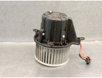 Recambio de motor calefaccion para mercedes-benz clase v (w447) v 250 cdi / d (447.811, 447.813, 447.815) referencia OEM IAM A00