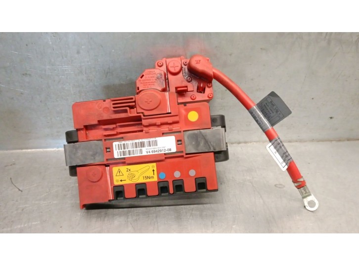 Replacement relay / fuse box for BMW 1 Series (E87) 118d OEM IAM reference 61146942912 MS20070824