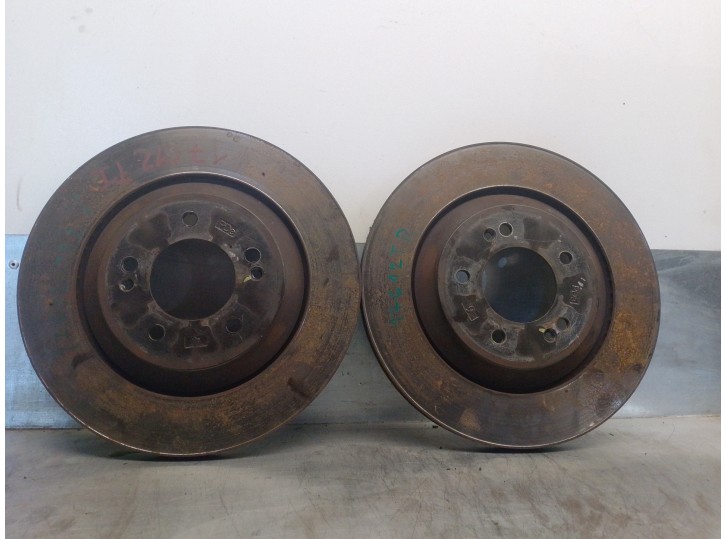 Recambio de disco freno trasero para hyundai i30 fastback 2.0 tgdi cat referencia OEM IAM 58411S0500 58411S0500 