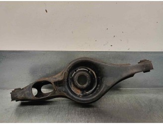 Recambio de brazo suspension inferior trasero derecho para mitsubishi outlander (cw0) 2.0 di-d cat referencia OEM IAM 4113A038  