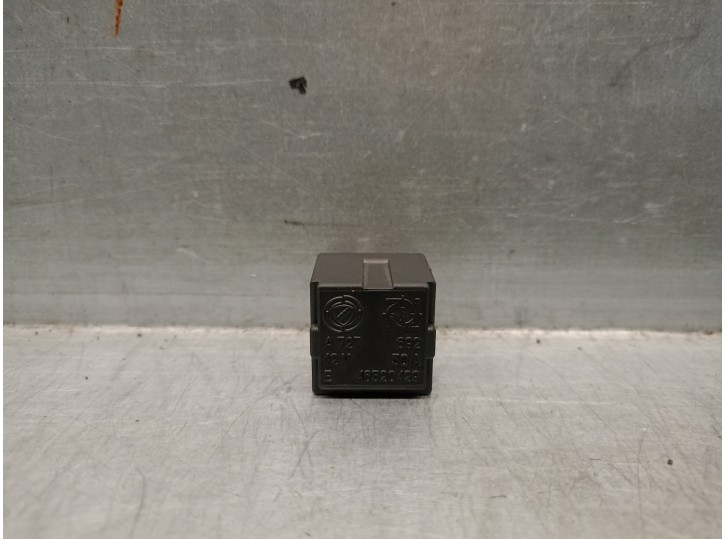 Recambio de rele para alfa romeo spider (163) 1.8 16v cat referencia OEM IAM 46520429  