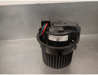 Recambio de motor calefaccion para dacia duster (hm_) 1.6 sce 115 (hmm1) referencia OEM IAM 272104185R 272104185R 159156B VALEO