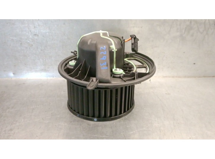 Recambio de motor calefaccion para bmw 1 (e87) 118 d referencia OEM IAM 64116933663 64119227670 