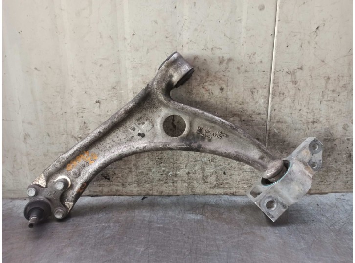 Recambio de brazo suspension inferior delantero izquierdo para volkswagen tiguan (5n1) 2.0 tdi referencia OEM IAM BFAT08 