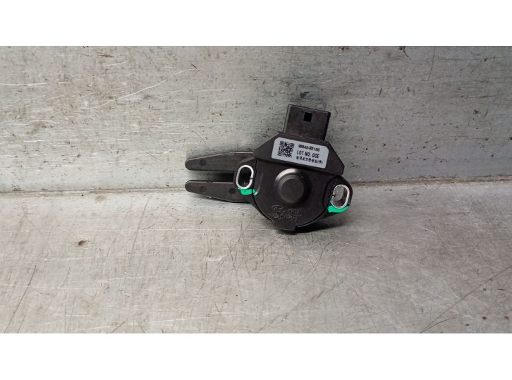 Replacement of sensor for Hyundai Bayon (BC3) 1.0 T-GDi OEM IAM reference 93840B2100 93840B2100 