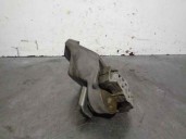 Replacement of engine mount for Hyundai Santa Fe (BM) 2.2 CRDi CAT OEM IAM reference 2738805 