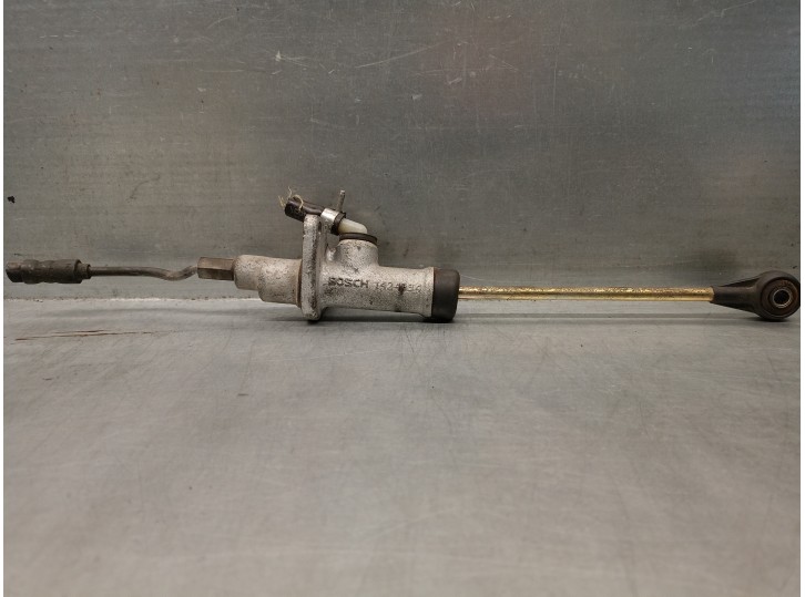 Recambio de bomba embrague para alfa romeo spider (163) 1.8 16v cat referencia OEM IAM 1424894 