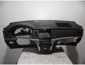 Recambio de salpicadero para ssangyong korando 2.0 td cat referencia OEM IAM  NEGRO 