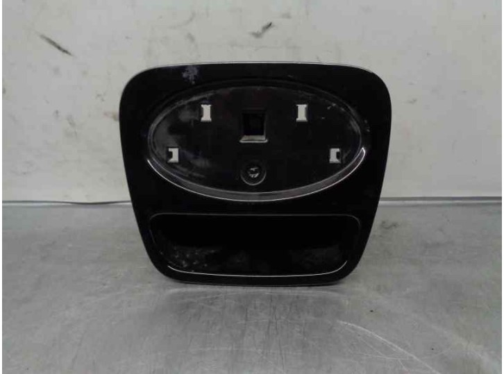 Recambio de maneta exterior porton para kia cee´d 1.6 cat referencia OEM IAM 