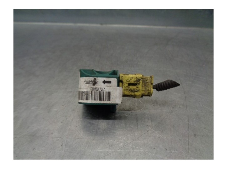 Recambio de sensor impacto para ssangyong korando 2.0 td cat referencia OEM IAM 8627034000  