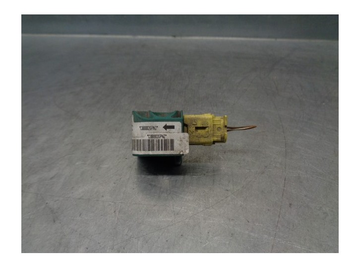 Recambio de sensor impacto para ssangyong korando 2.0 td cat referencia OEM IAM 8627034000  