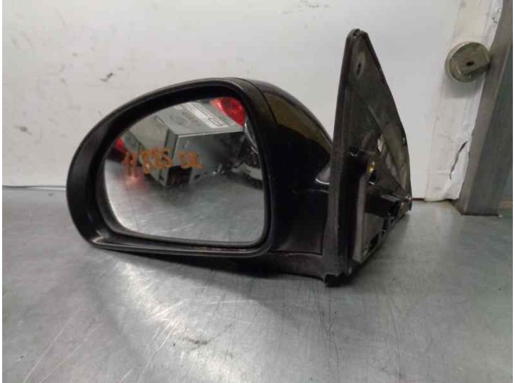 Recambio de retrovisor izquierdo para kia cee´d 1.6 cat referencia OEM IAM 876111H100 5 PINES 