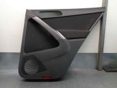 Recambio de guarnecido puerta trasera izquierda para volkswagen tiguan (5n1) 2.0 tdi referencia OEM IAM 5N0867211  