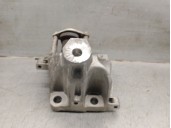 Replacement right engine mount for Audi A6 C8 (4A2) 35 TDI Mild Hybrid OEM IAM reference 4M0199308BQ 4M0199308BQ 