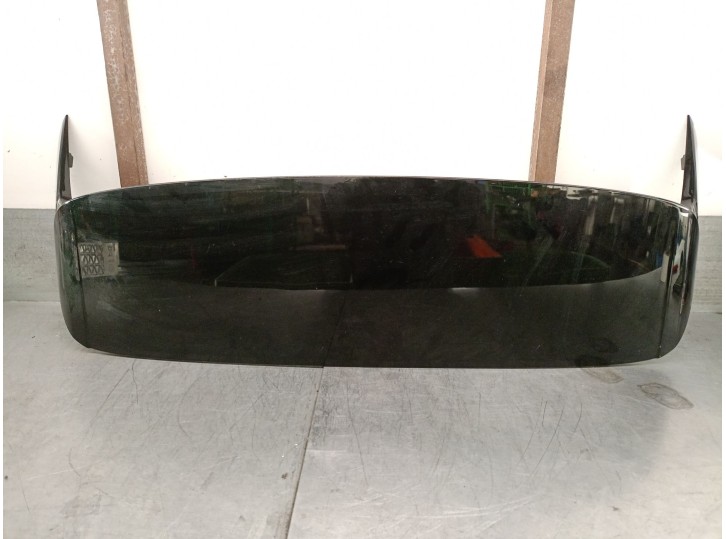 Recambio de aleron trasero para renault captur ii referencia OEM IAM 960308073R 960300445R 